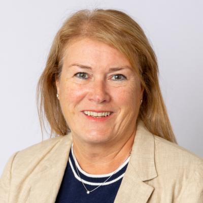 Academic Families - Admissions Assistant - Julia Reynolds