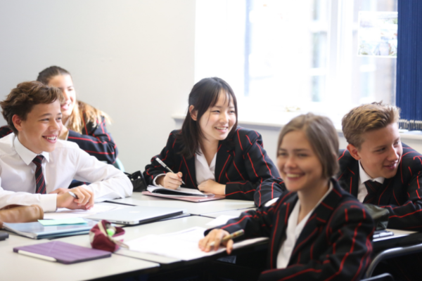 Giggleswick-boarding-school-UK-students-classroom