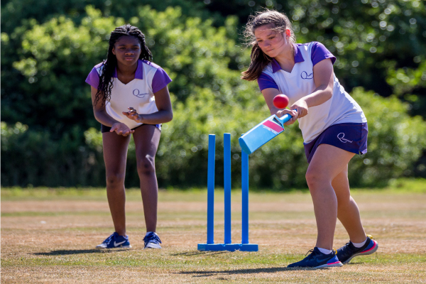 Queenswood-boarding-school-UK-cricket