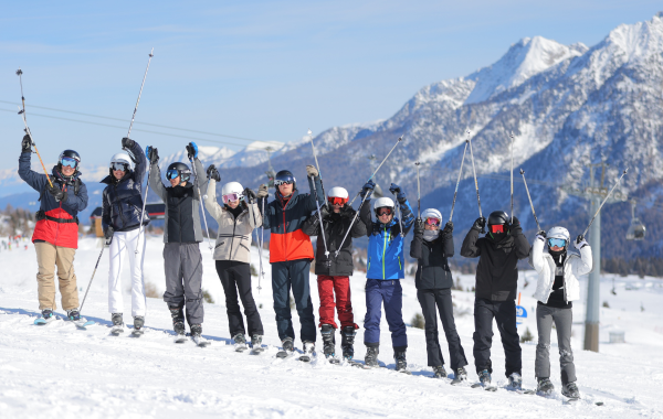academic-families-escorted-holiday-trips-skiing