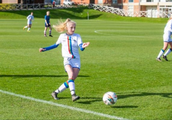 Girls-football-at-UK-boarding-schools