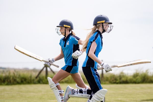 roedean-school-boarding-school-uk-sports-cricket