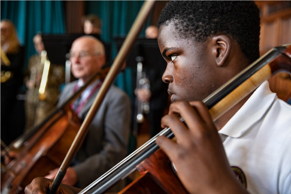 stonyhurst-college-boarding-school-UK-music-violin