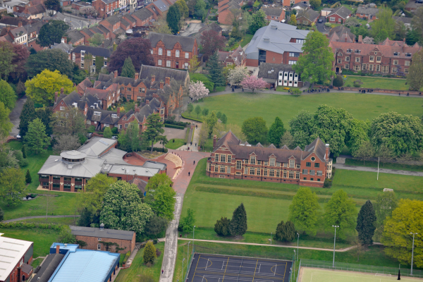 uk-boarding-school-bromsgrove-school-sports-field