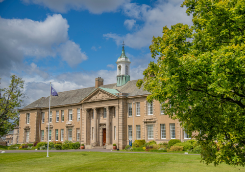 uk-boarding-school-merchiston-castle-school-exterior