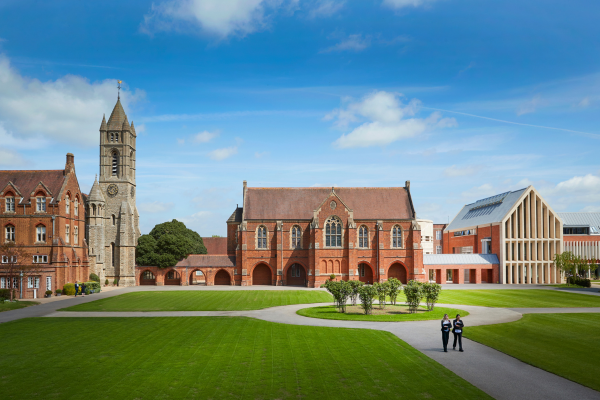 uk-boarding-school-st-edwards-oxford-exterior